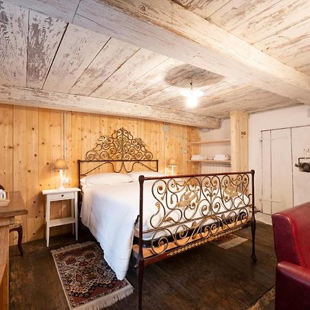 B&B Casa Quaroni Anzino ภายนอก รูปภาพ