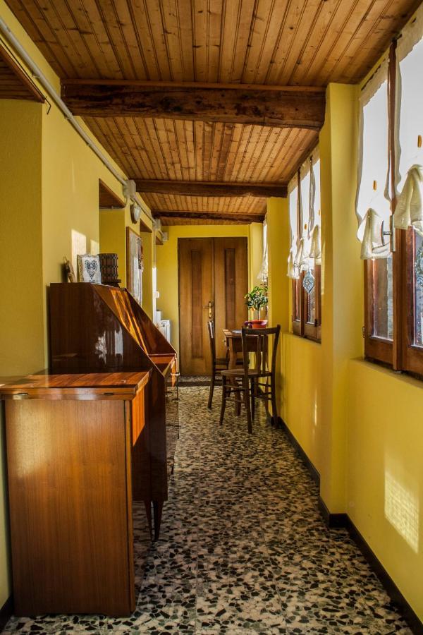 B&B Casa Quaroni Anzino ภายนอก รูปภาพ