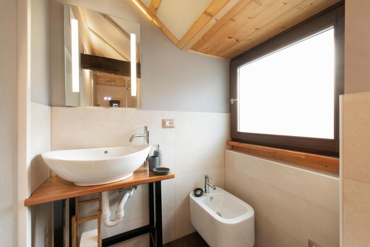 B&B Casa Quaroni Anzino ภายนอก รูปภาพ